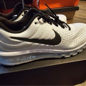 Nike Air Max Men's Sneakers - White and Black